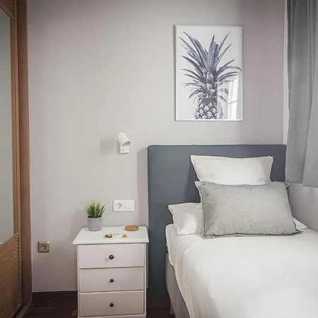 Holyhome Arrecife City 公寓