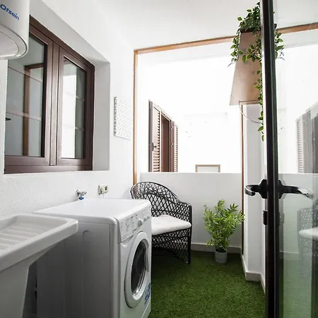 Holyhome Arrecife City Apartmán *